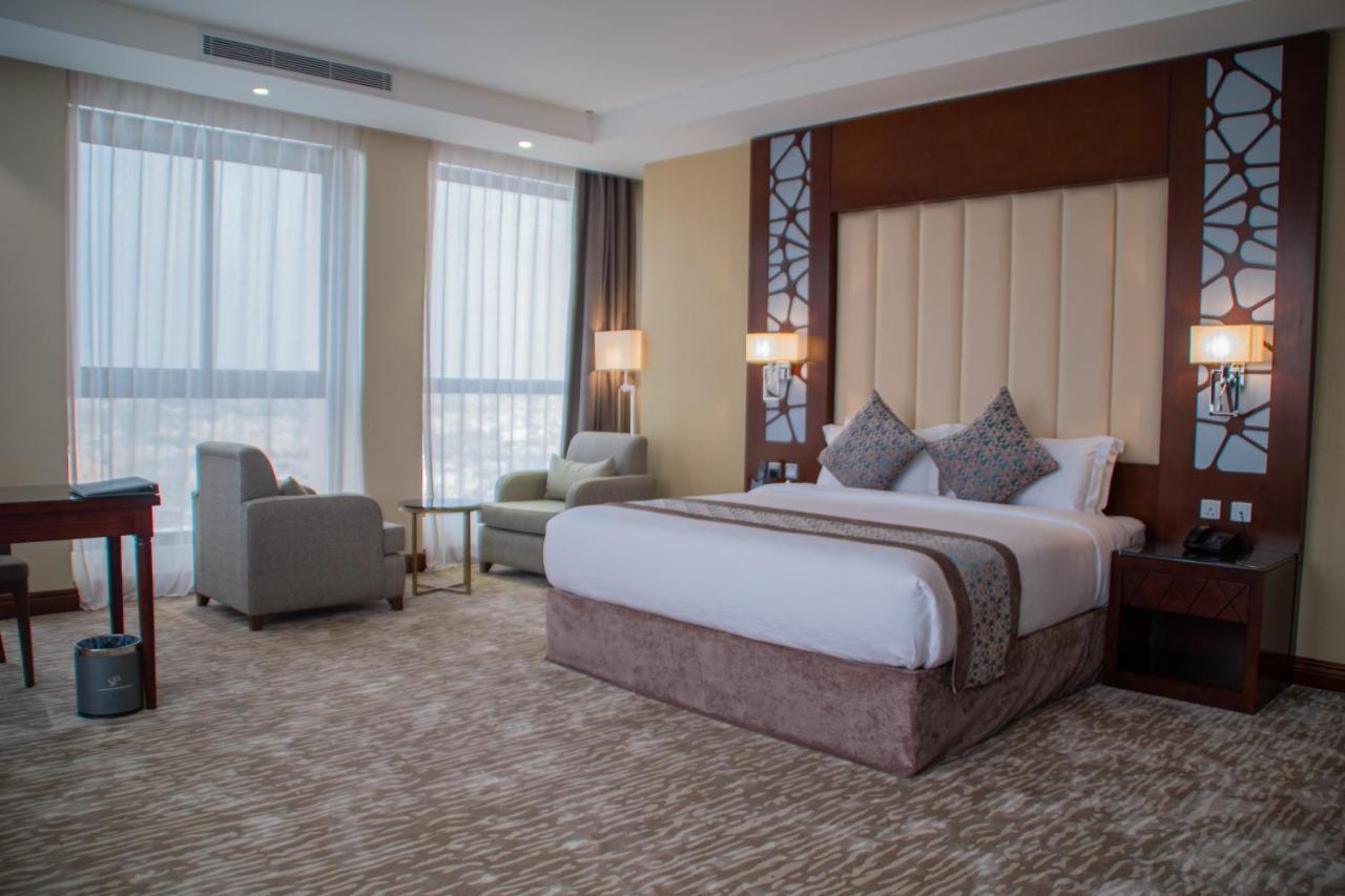 Sarwat Park Hotel 4*